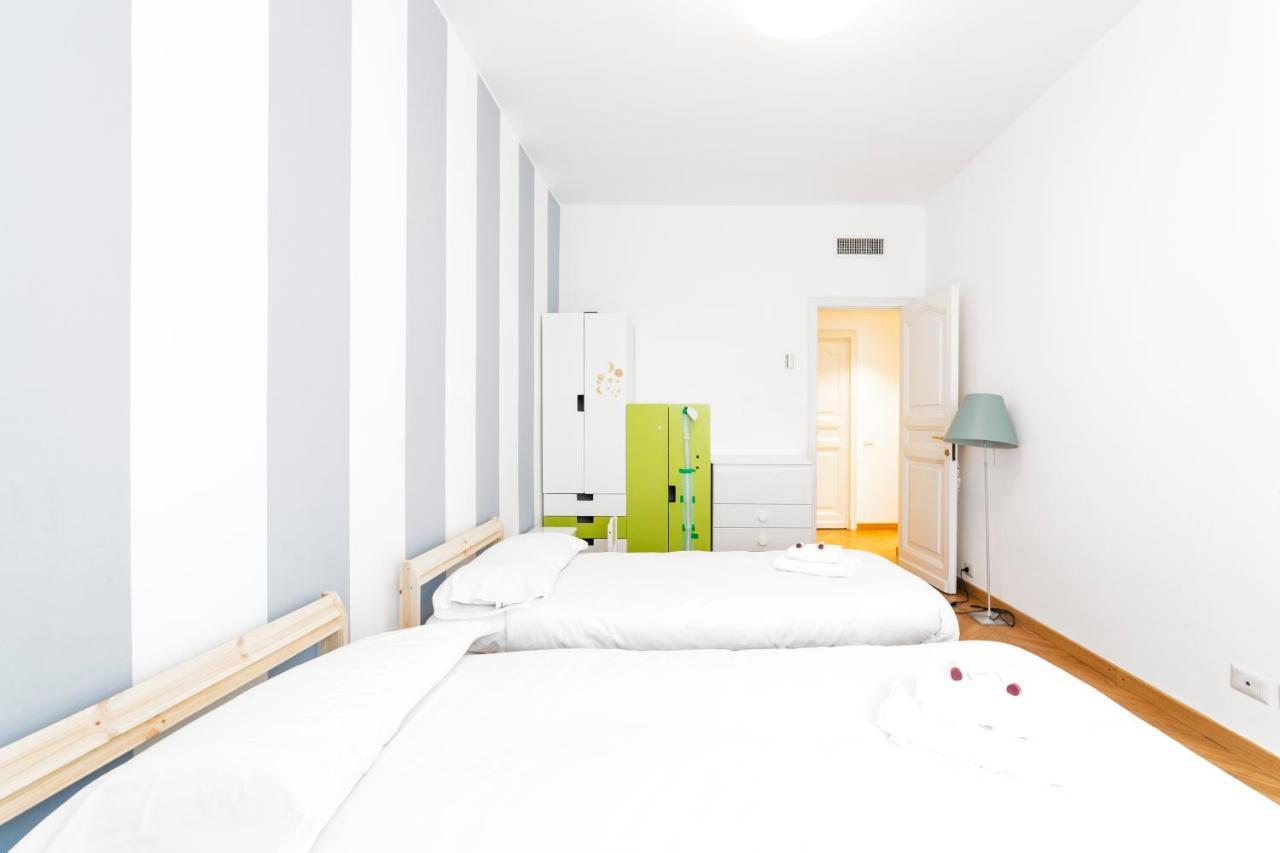 Loreto Elegant Flat Milano Exteriör bild