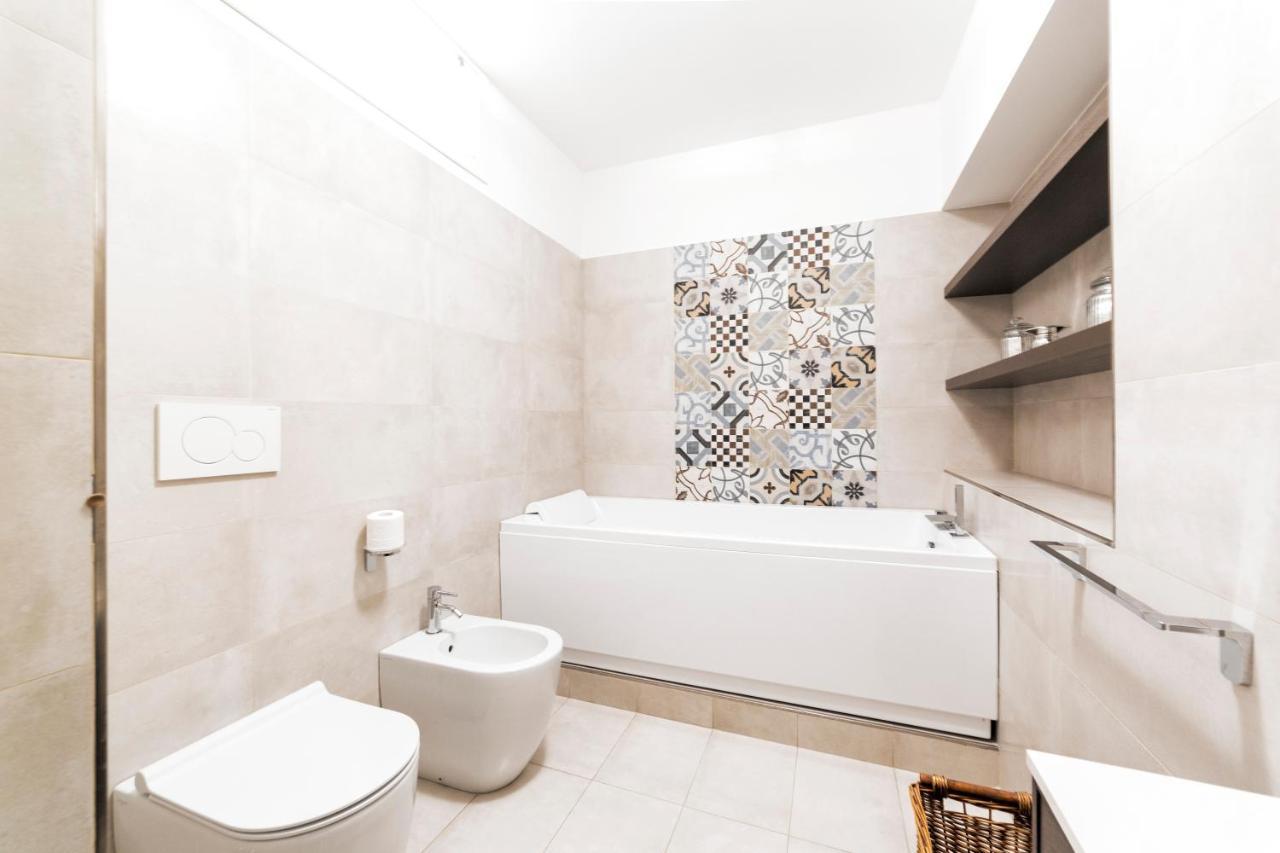 Loreto Elegant Flat Milano Exteriör bild