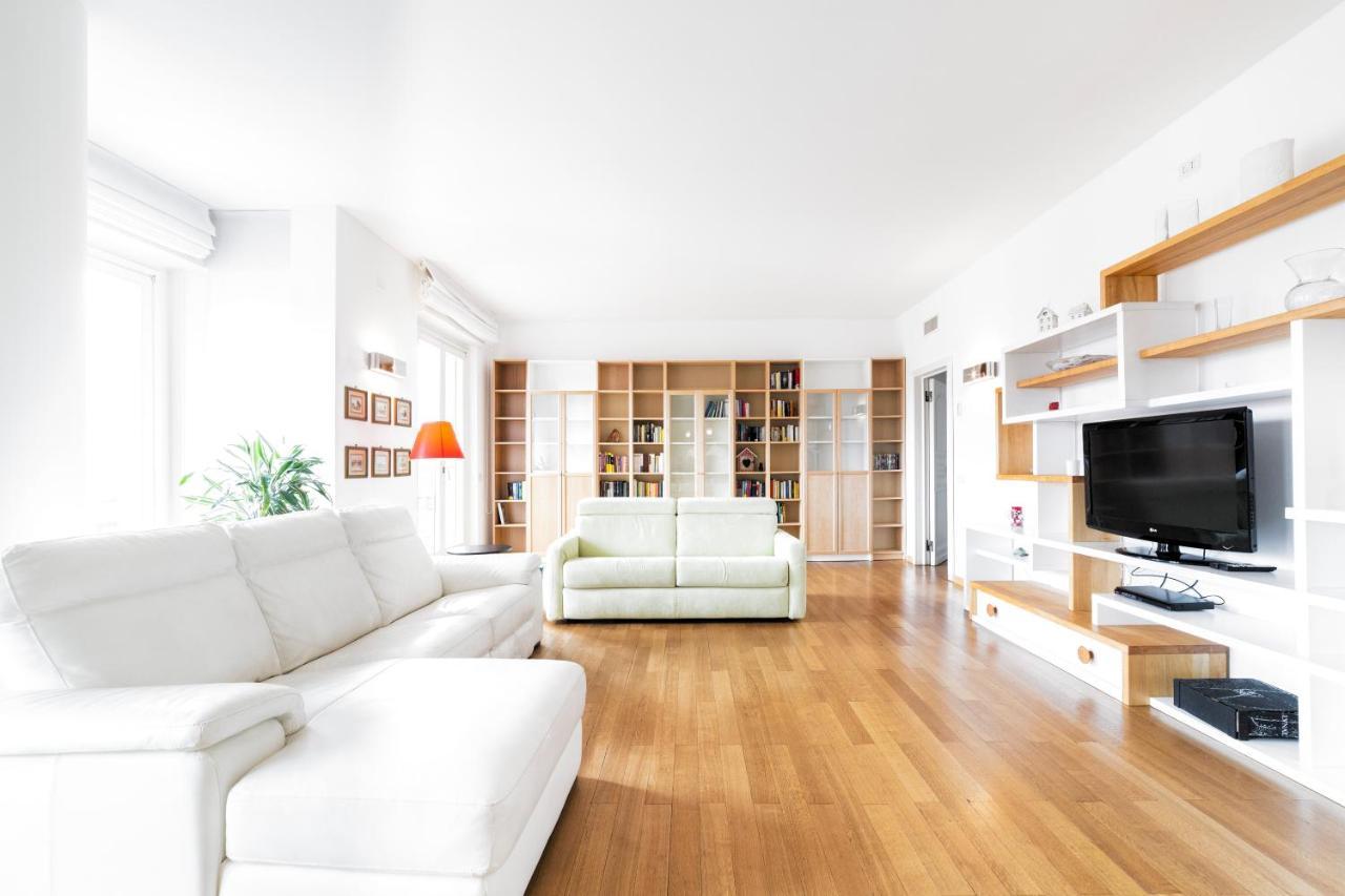 Loreto Elegant Flat Milano Exteriör bild