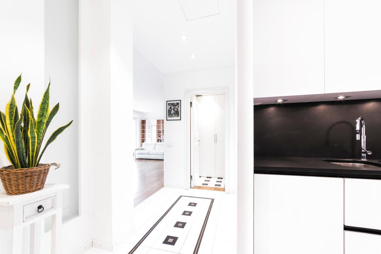 Loreto Elegant Flat Milano Exteriör bild